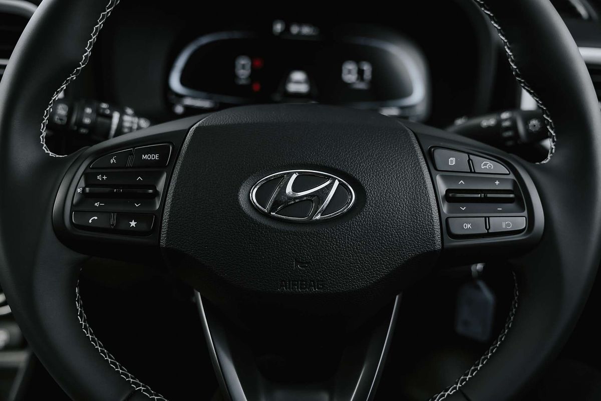 2025 Hyundai Venue Active QX.V5
