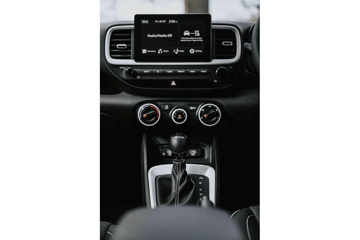 2025 Hyundai Venue Active QX.V5
