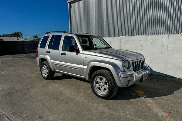 2001 Jeep CHEROKEE