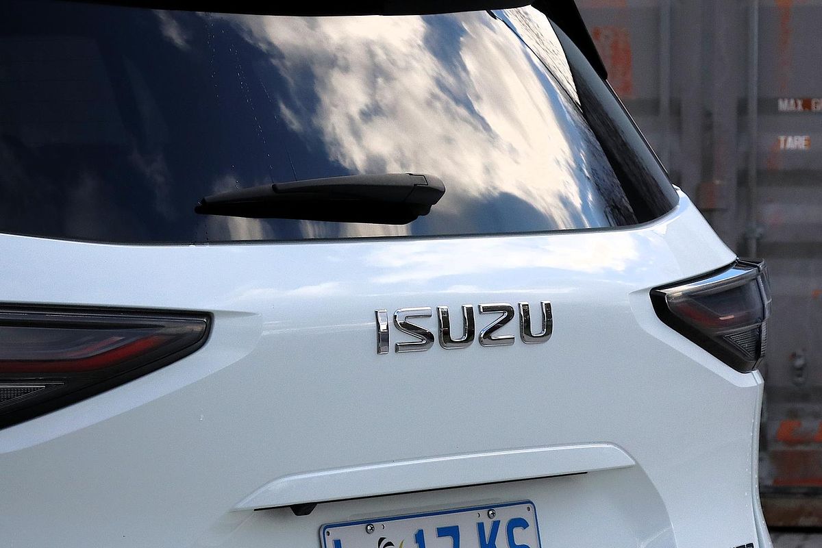 2023 Isuzu MU-X LS-U