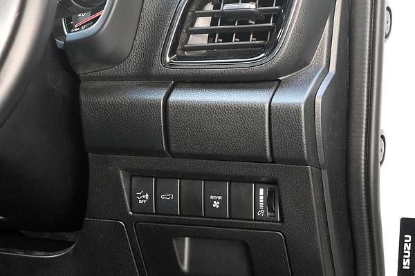 2023 Isuzu MU-X LS-U