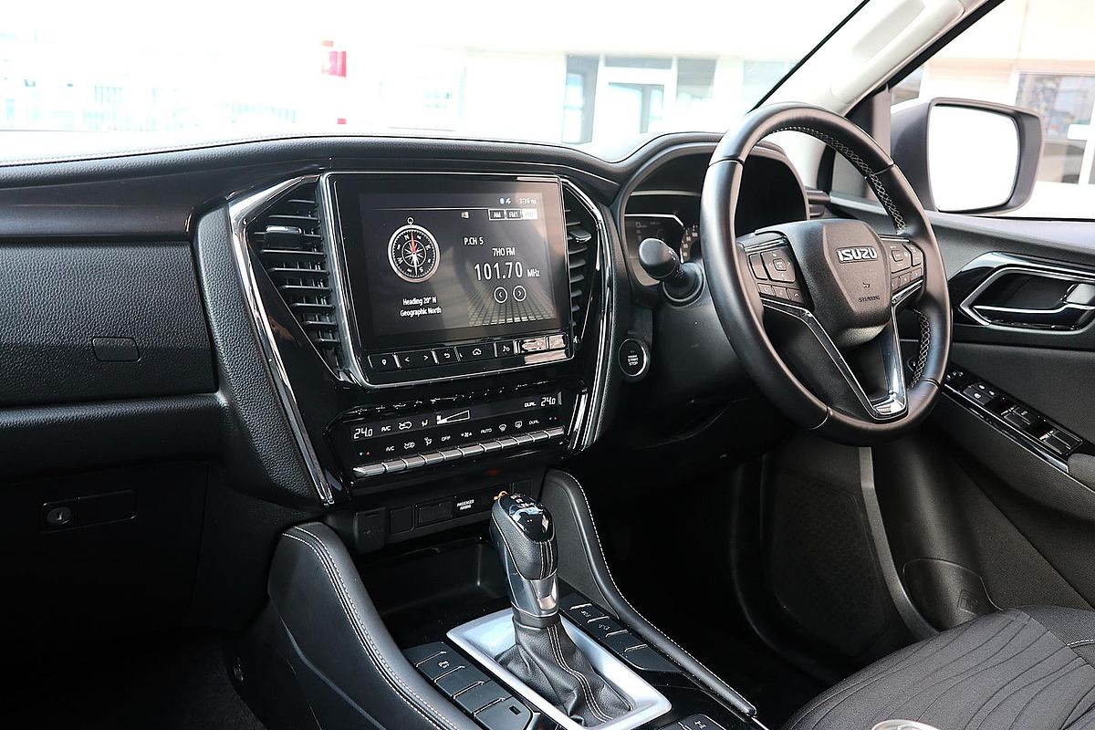 2023 Isuzu MU-X LS-U
