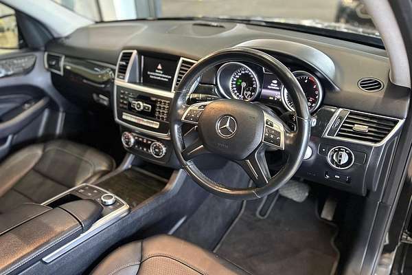 2015 Mercedes-Benz M-Class ML250 BlueTEC W166