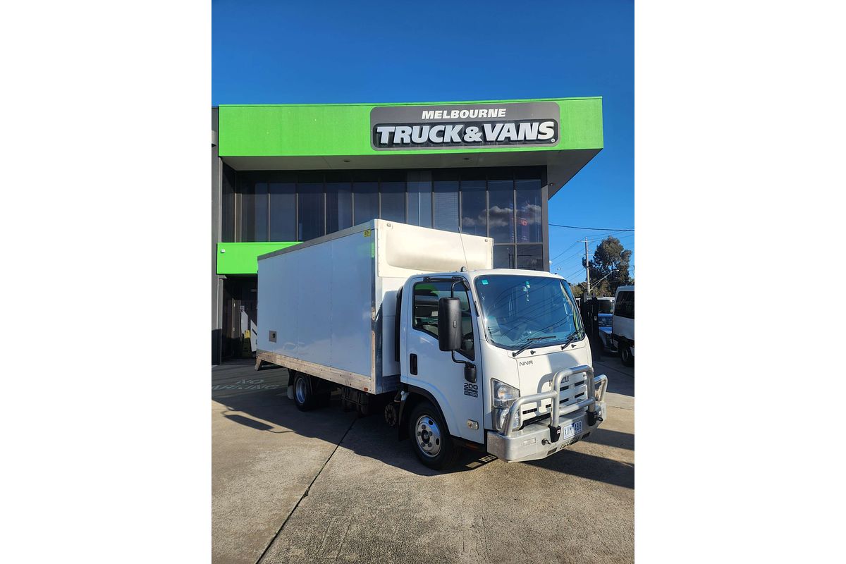 2010 Isuzu N Series NNR 200  4x2