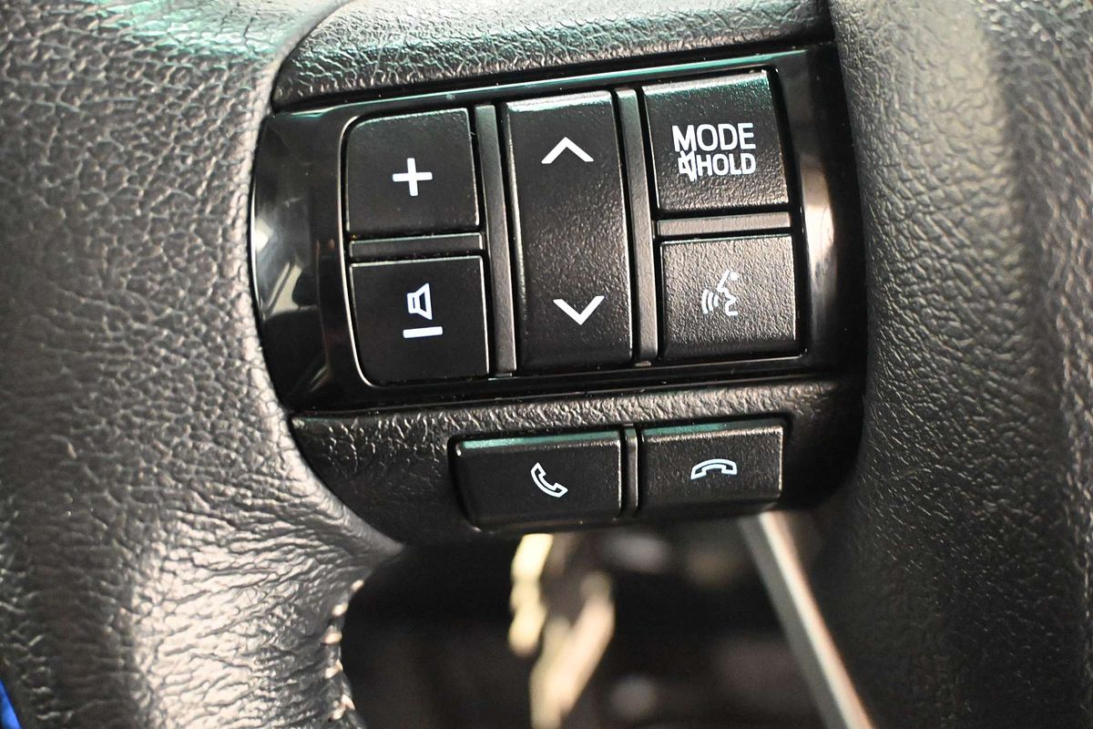 2020 Toyota Hilux SR5 GUN126R 4X4