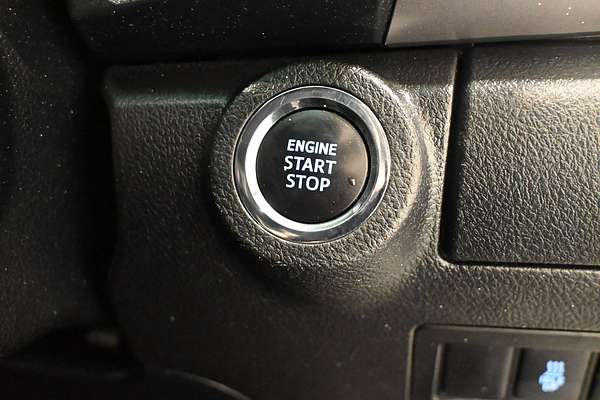 2020 Toyota Hilux SR5 GUN126R 4X4