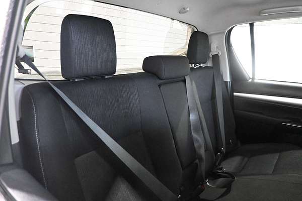 2020 Toyota Hilux SR5 GUN126R 4X4