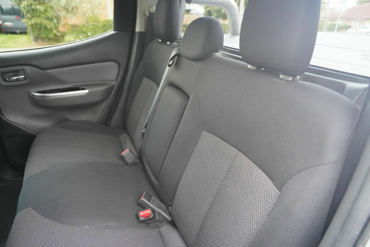 2015 Mitsubishi Triton GLX MQ 4X4