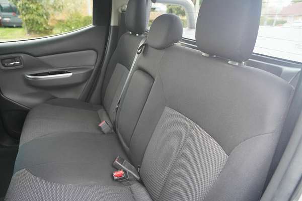 2015 Mitsubishi Triton GLX MQ 4X4