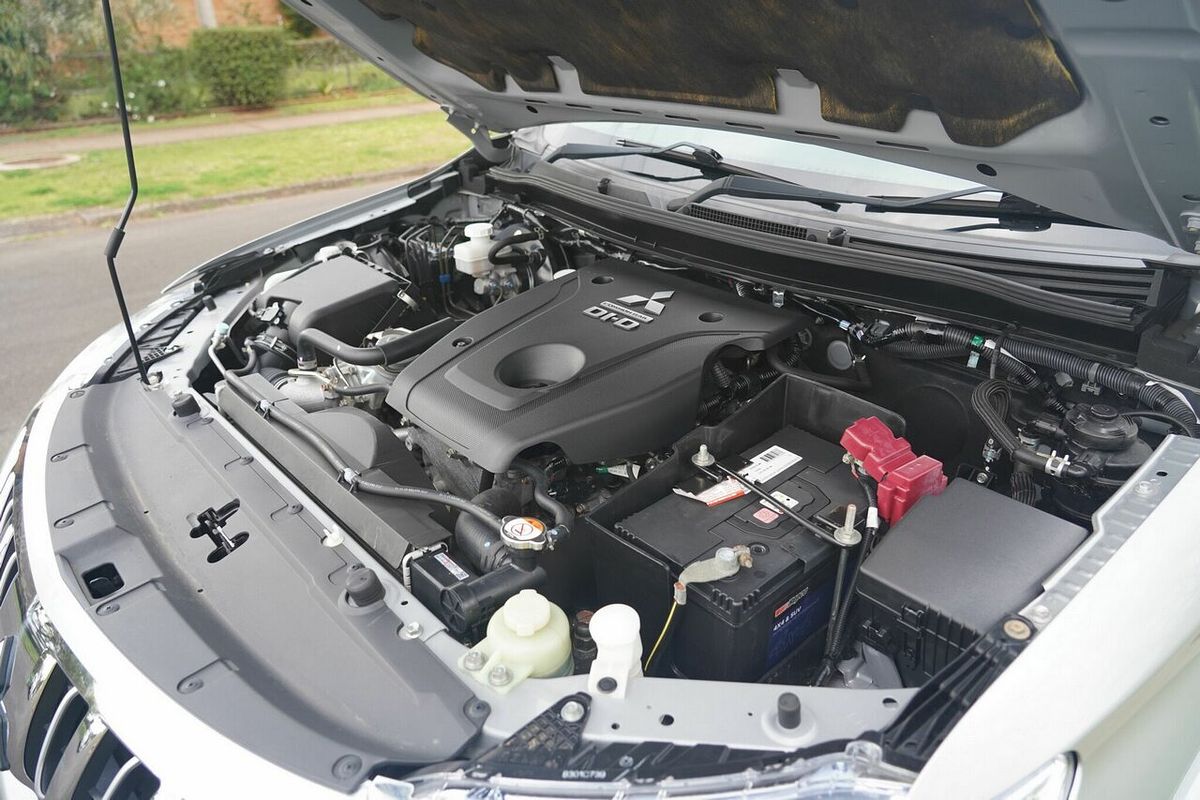 2015 Mitsubishi Triton GLX MQ 4X4