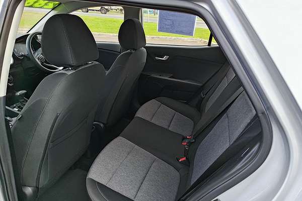 2025 Kia Stonic S YB