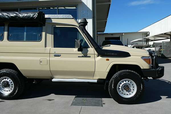 2020 Toyota Landcruiser GXL Troopcarrier VDJ78R