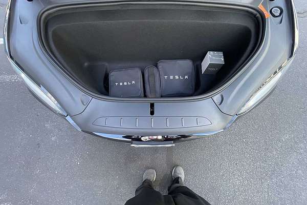 2023 Tesla Model X Plaid