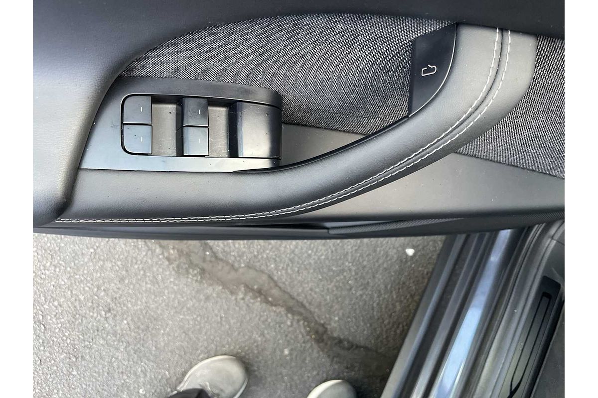 2023 Tesla Model X Plaid