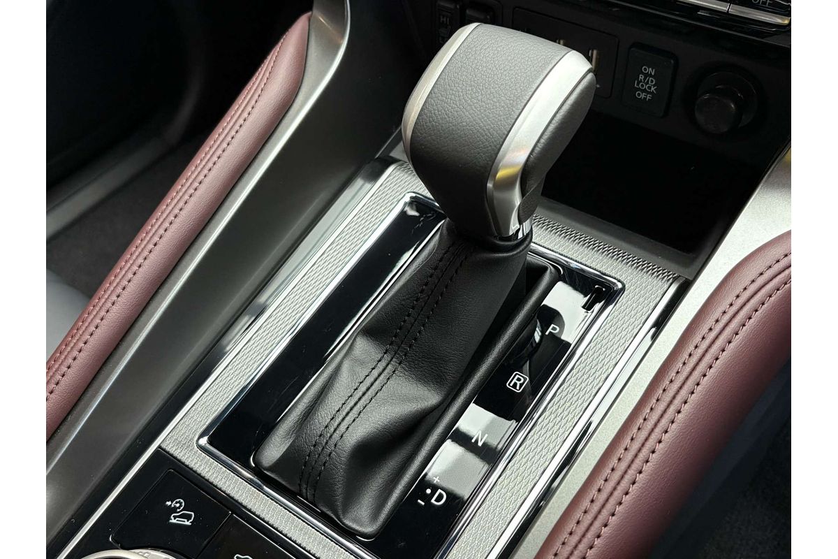 2024 Mitsubishi Pajero Sport GSR QG