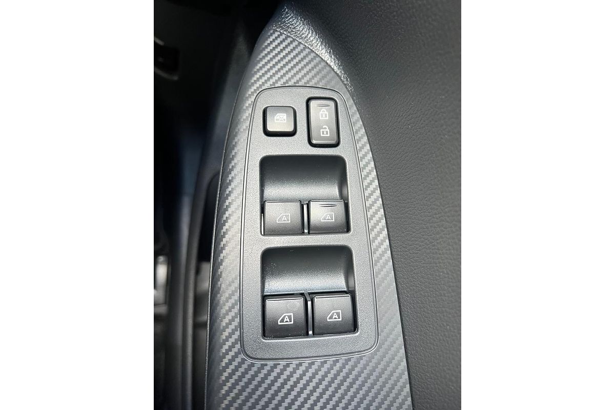 2023 Mitsubishi Eclipse Cross Exceed YB