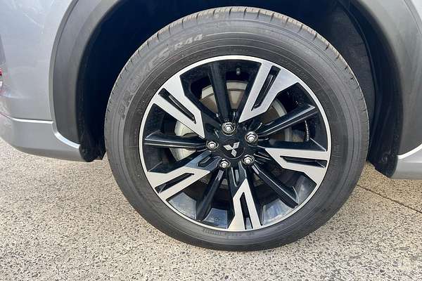 2023 Mitsubishi Eclipse Cross Exceed YB