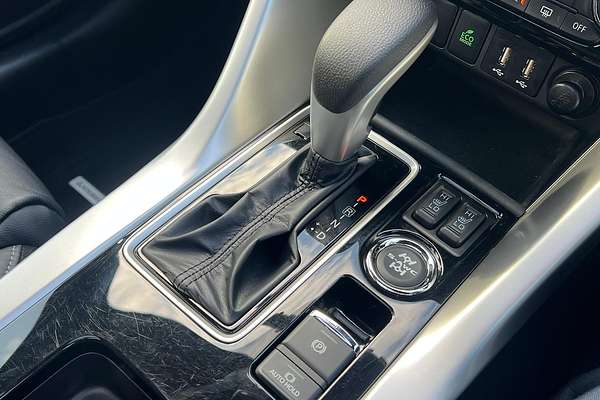 2023 Mitsubishi Eclipse Cross Exceed YB