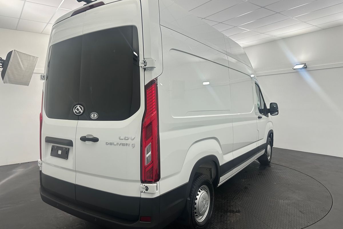 2025 LDV Deliver 9 LWB