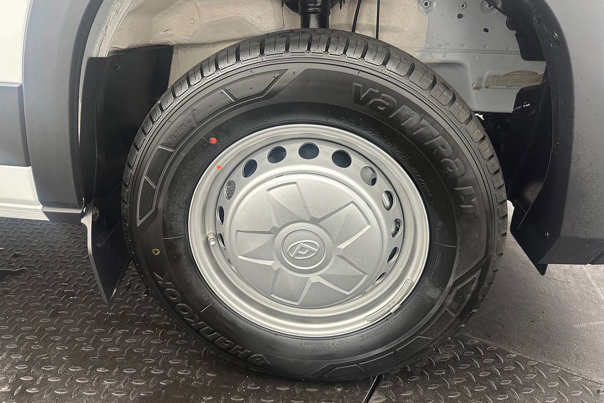 2025 LDV Deliver 9 LWB