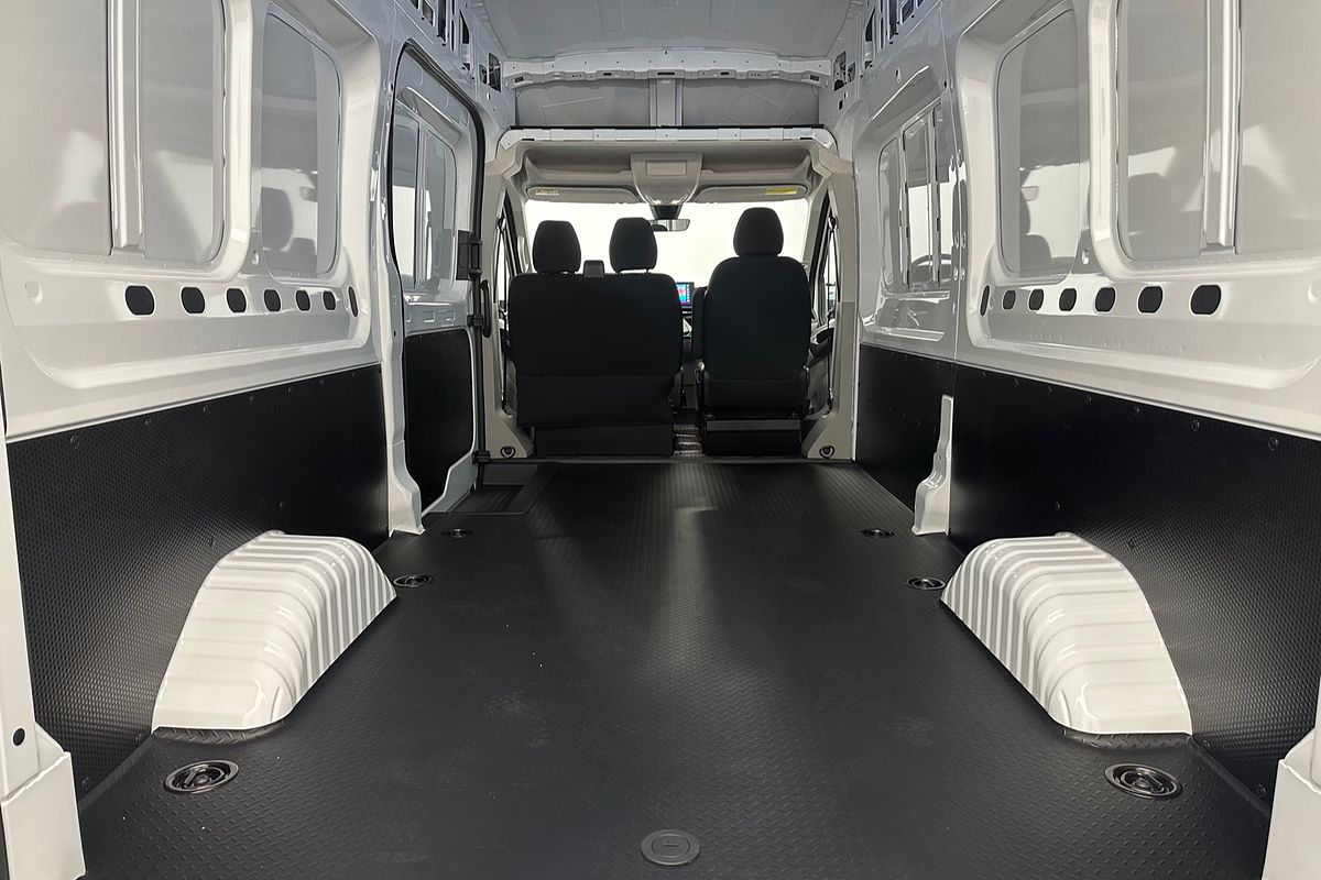 2025 LDV Deliver 9 LWB