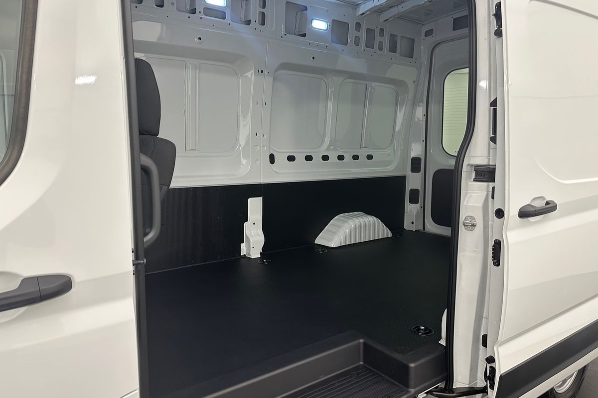 2025 LDV Deliver 9 LWB
