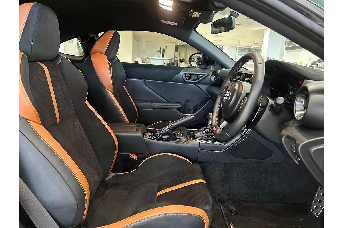 2024 Toyota GR86 Limited Edition ZN8