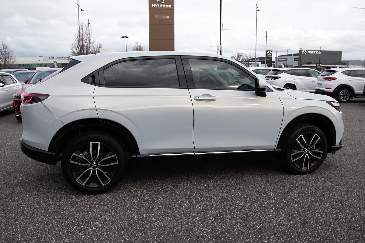 2023 Honda HR-V e:HEV L