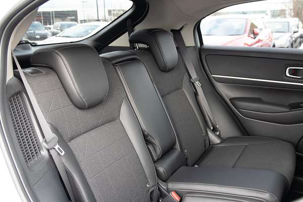 2023 Honda HR-V e:HEV L
