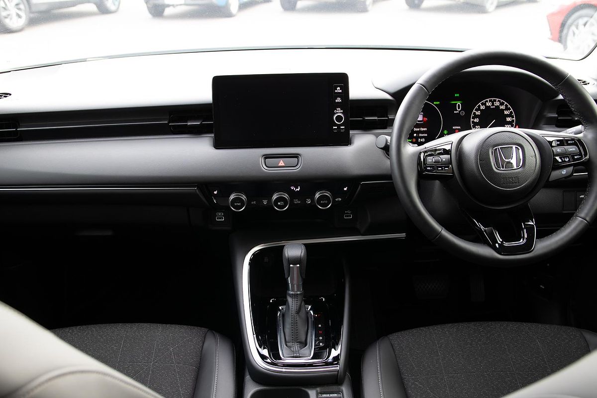 2023 Honda HR-V e:HEV L