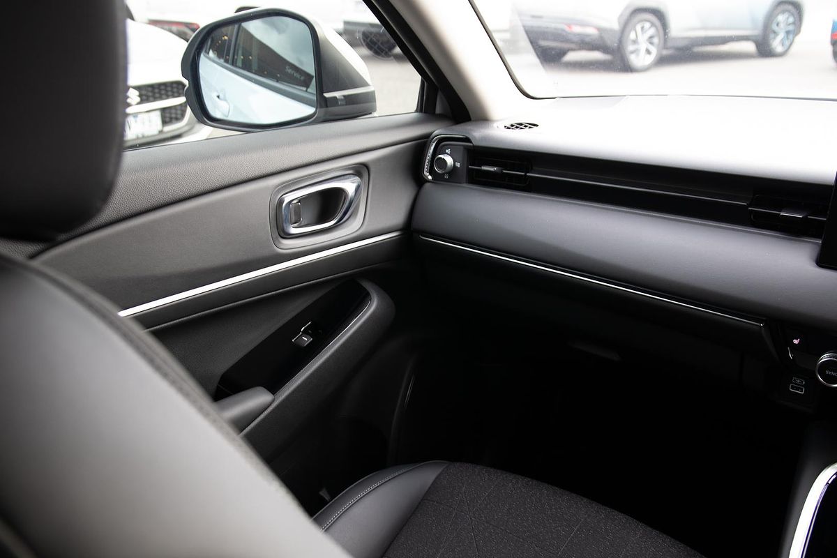 2023 Honda HR-V e:HEV L