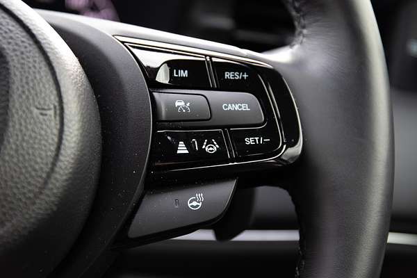 2023 Honda HR-V e:HEV L