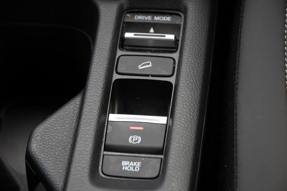 2023 Honda HR-V e:HEV L