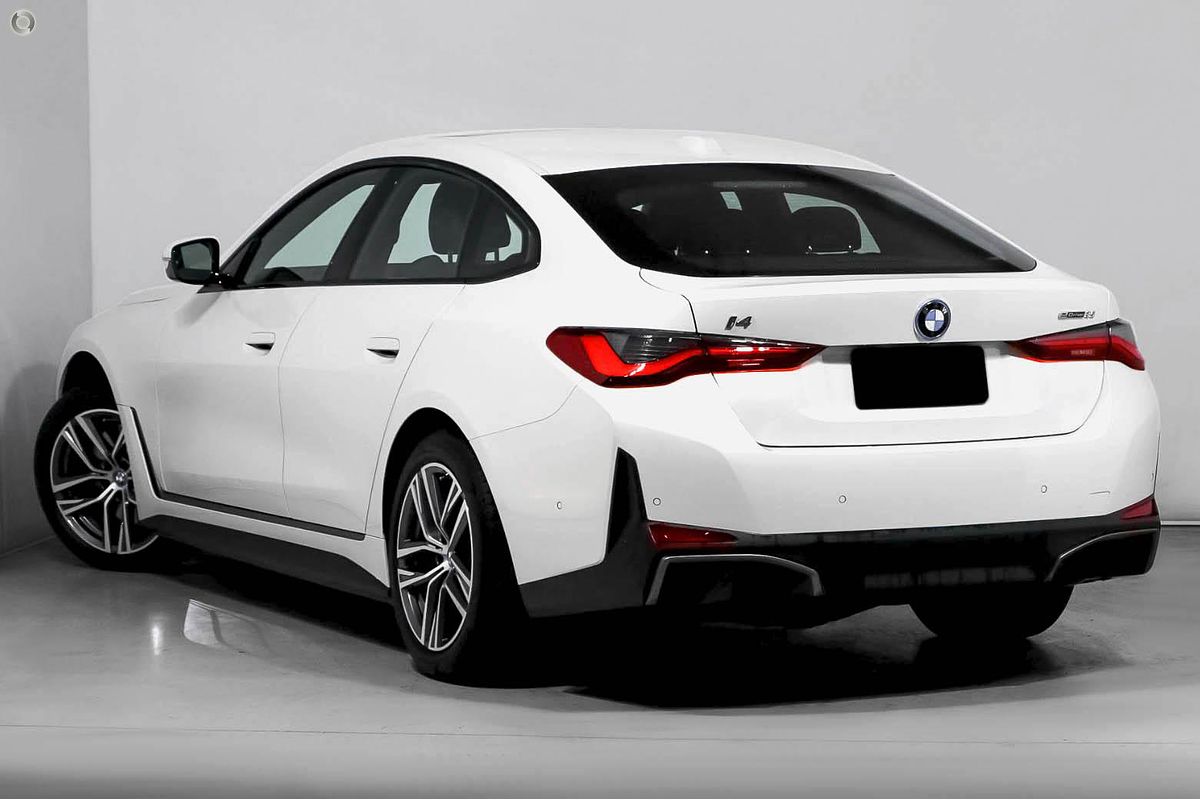 2024 BMW i4 eDrive35 G26