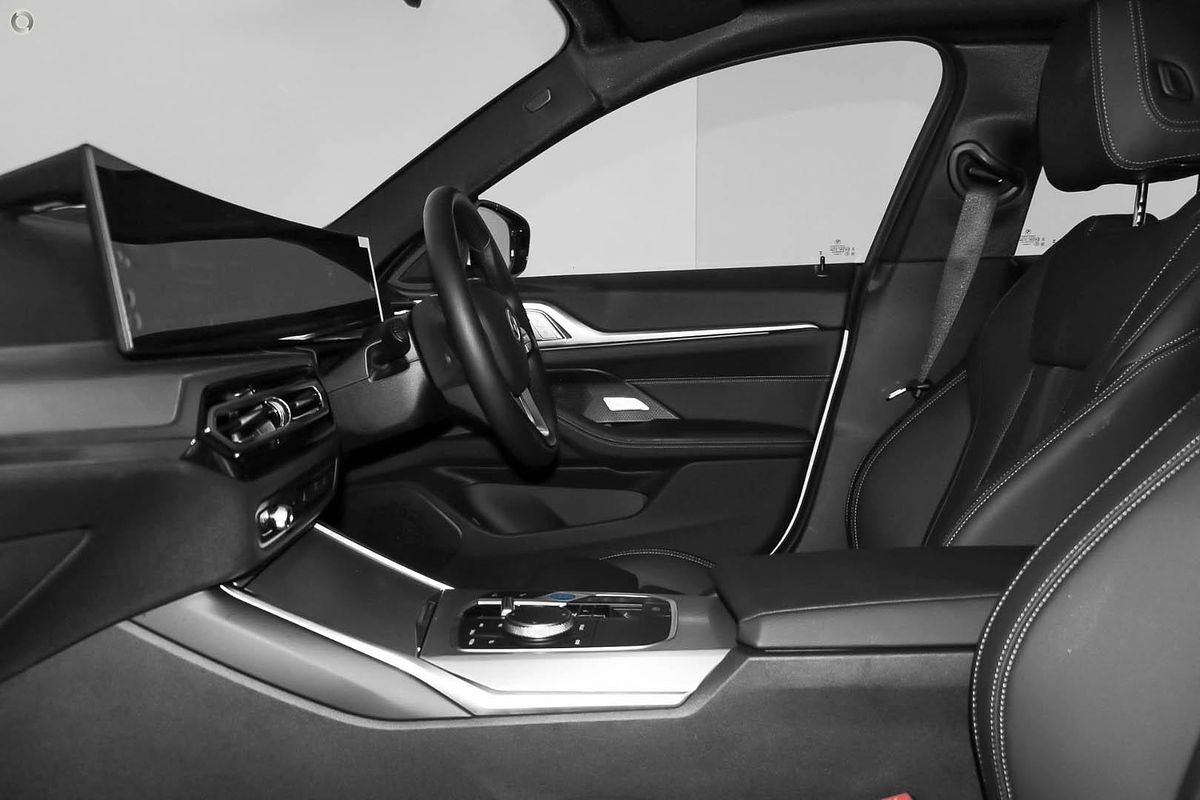 2024 BMW i4 eDrive35 G26