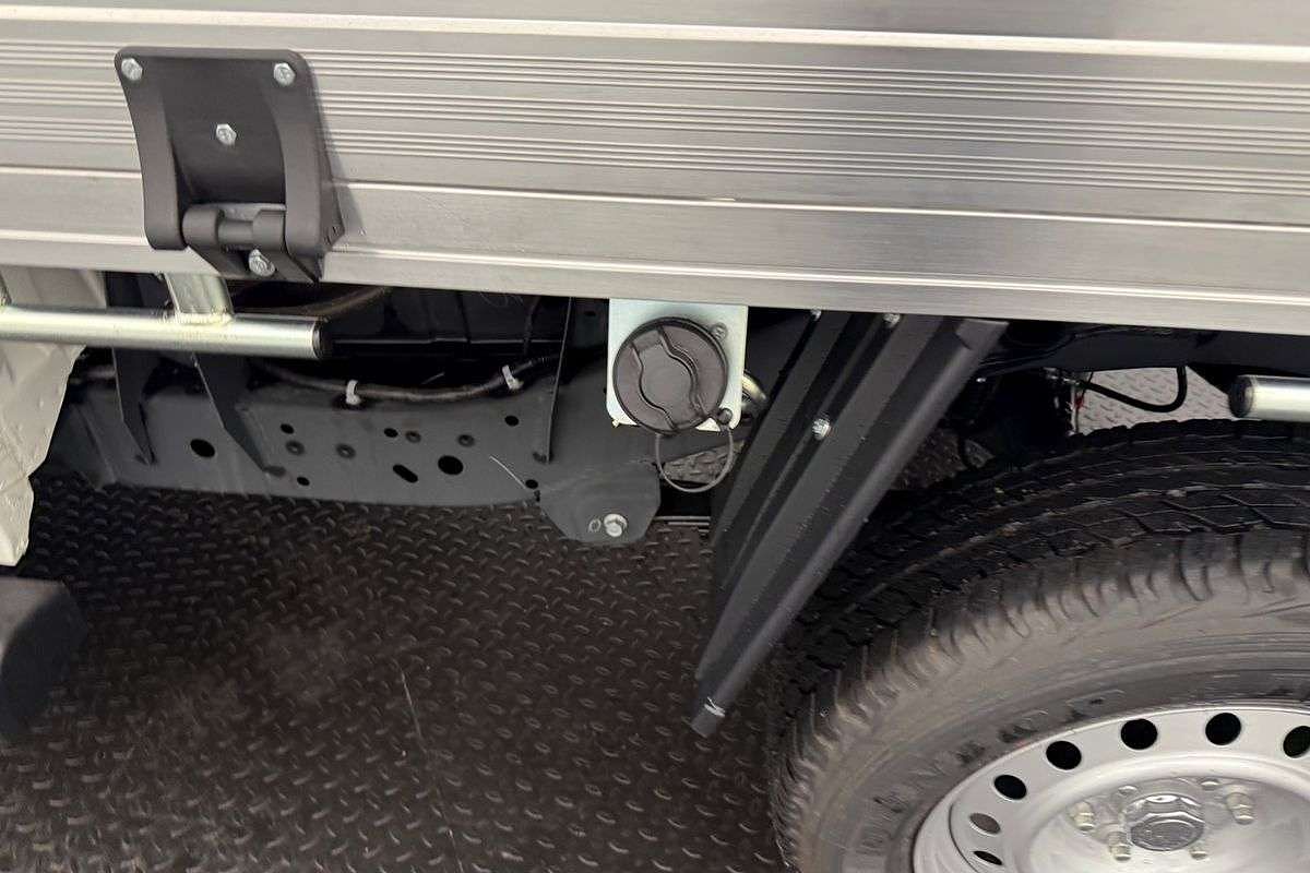 2025 Mitsubishi Triton GLX MV 4X4