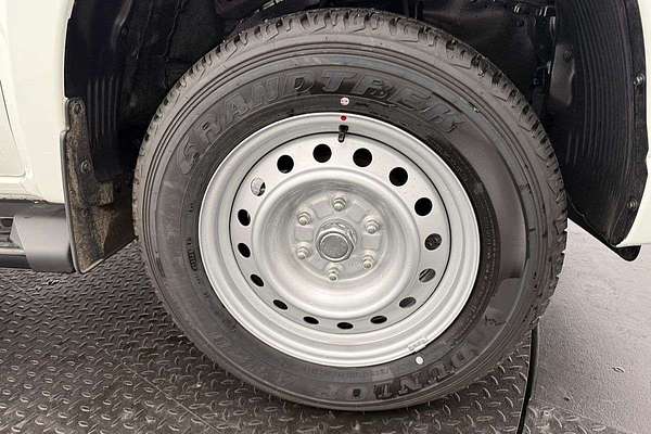 2025 Mitsubishi Triton GLX MV 4X4