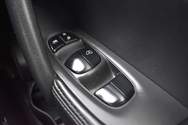 2015 Nissan X-TRAIL ST-L T32