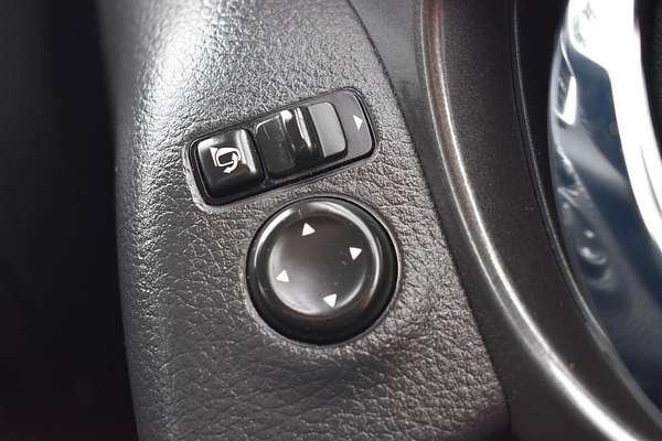 2015 Nissan X-TRAIL ST-L T32