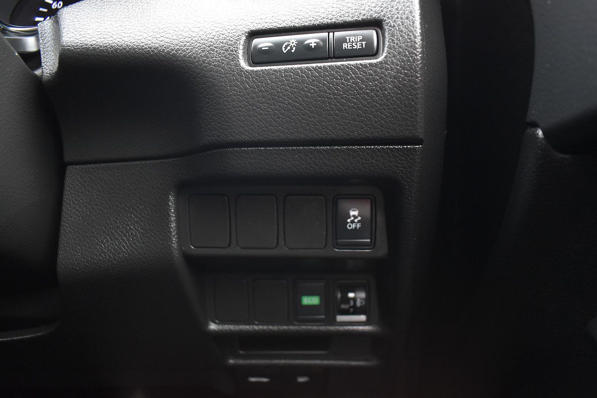 2015 Nissan X-TRAIL ST-L T32