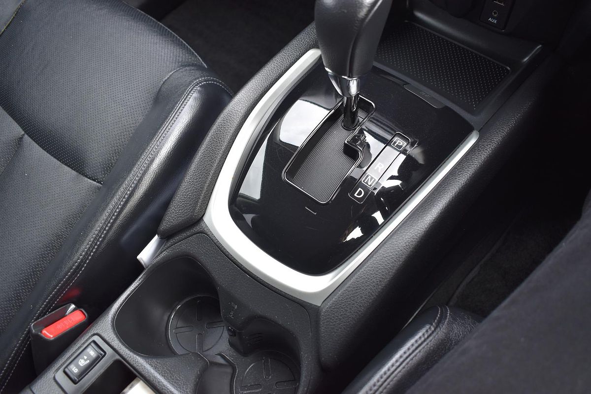 2015 Nissan X-TRAIL ST-L T32