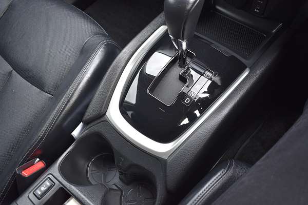 2015 Nissan X-TRAIL ST-L T32