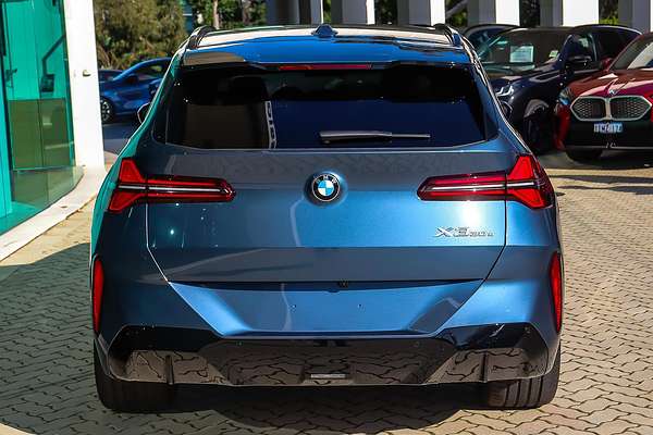 2025 BMW X3 30e xDrive G45