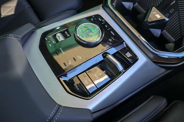2025 BMW X3 30e xDrive G45