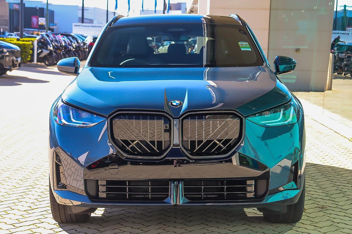 2025 BMW X3 30e xDrive G45