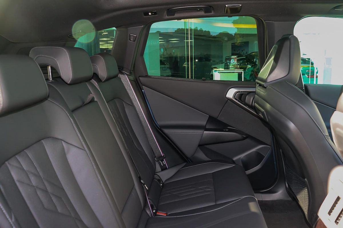 2025 BMW X3 30e xDrive G45