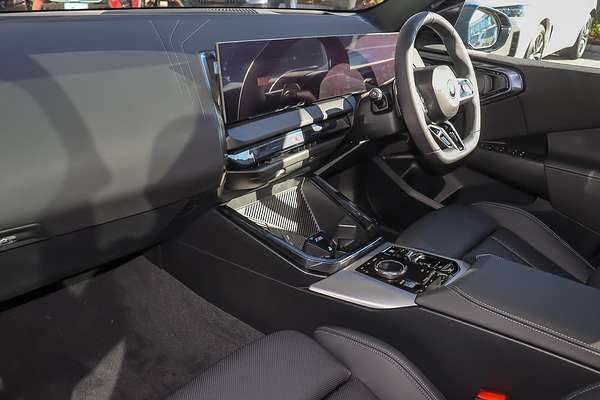 2025 BMW X3 30e xDrive G45