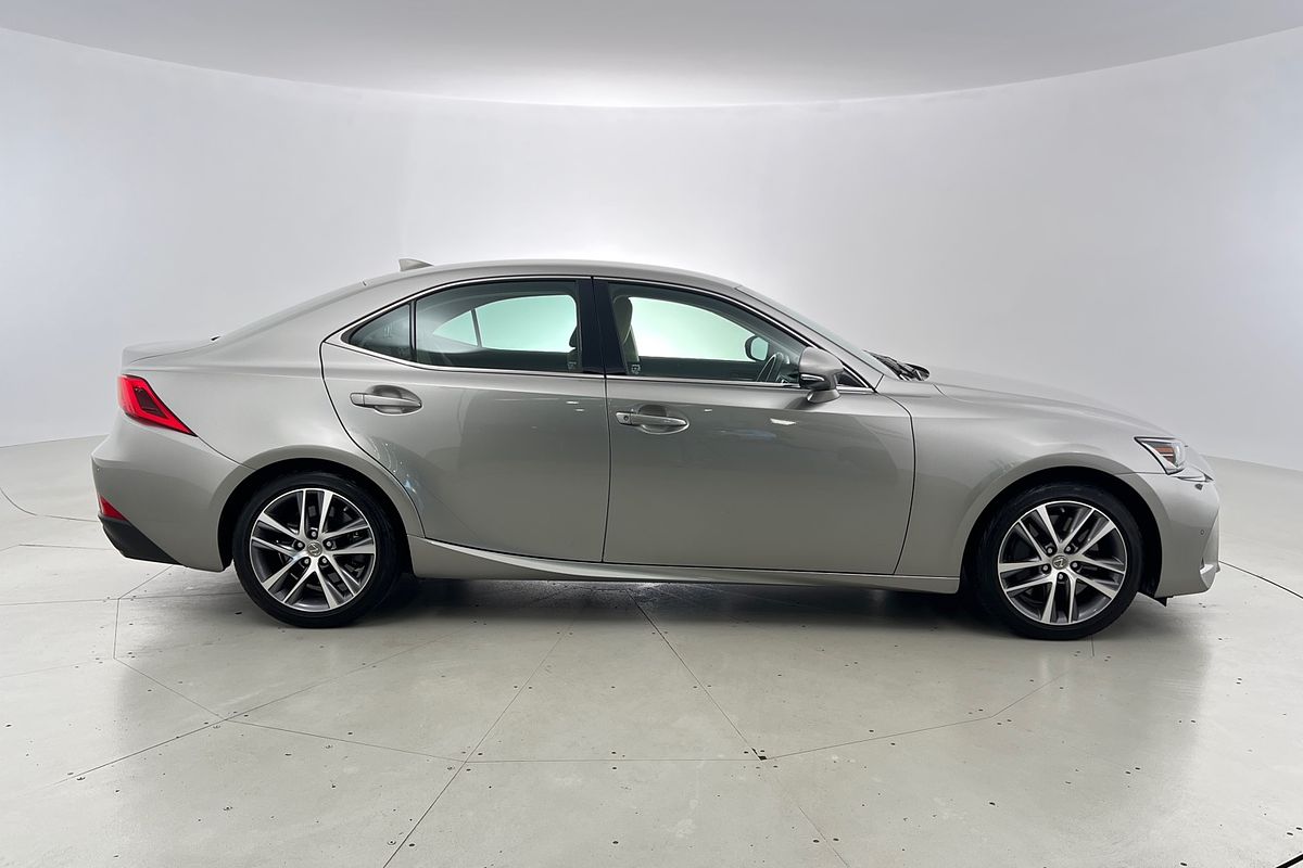2018 Lexus IS IS300 Luxury ASE30R