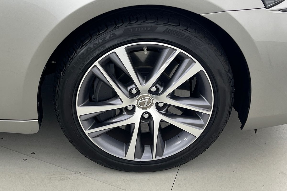 2018 Lexus IS IS300 Luxury ASE30R