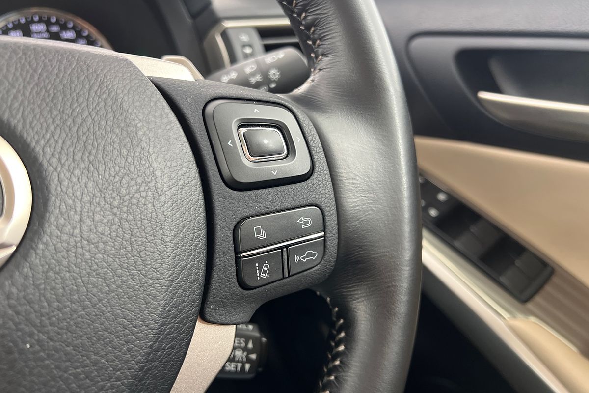 2018 Lexus IS IS300 Luxury ASE30R